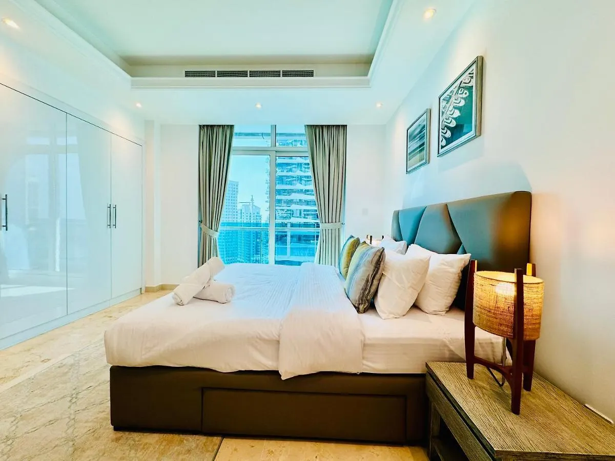 شقة Breathtaking Marina Views 1Br At Orra Marina دبي