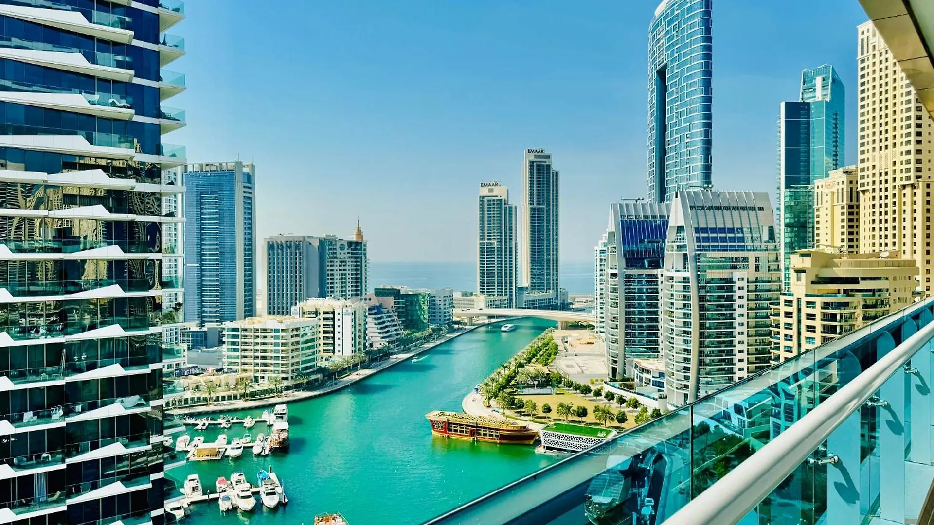 شقة Breathtaking Marina Views 1Br At Orra Marina دبي